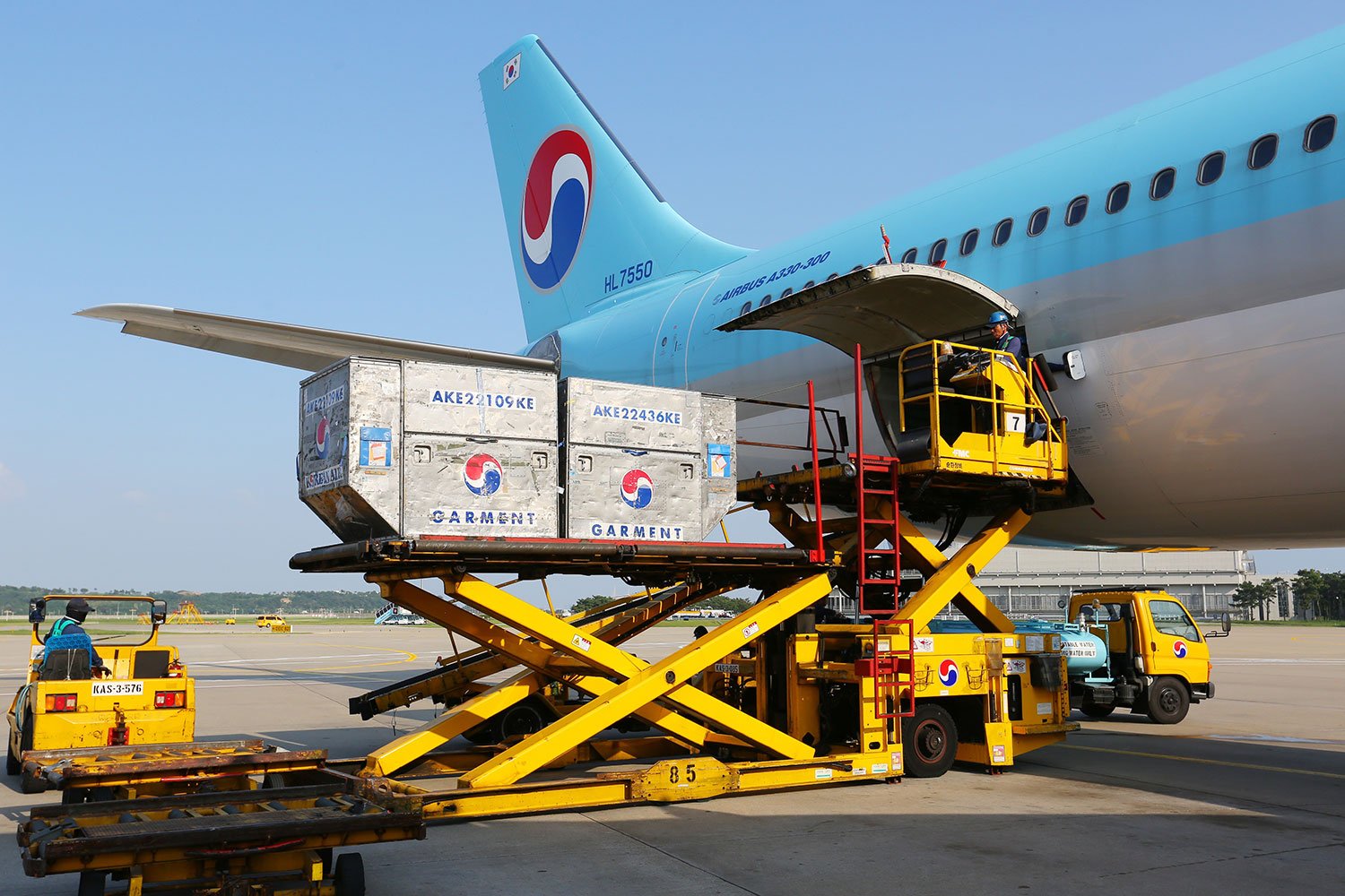 Korean Air uses passenger aircraft as freighters - Cargo Newswire - International Cargo Wire News